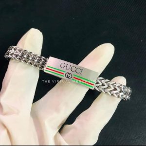 Premium Gucci Fashion Bracelet for Men (Silver)